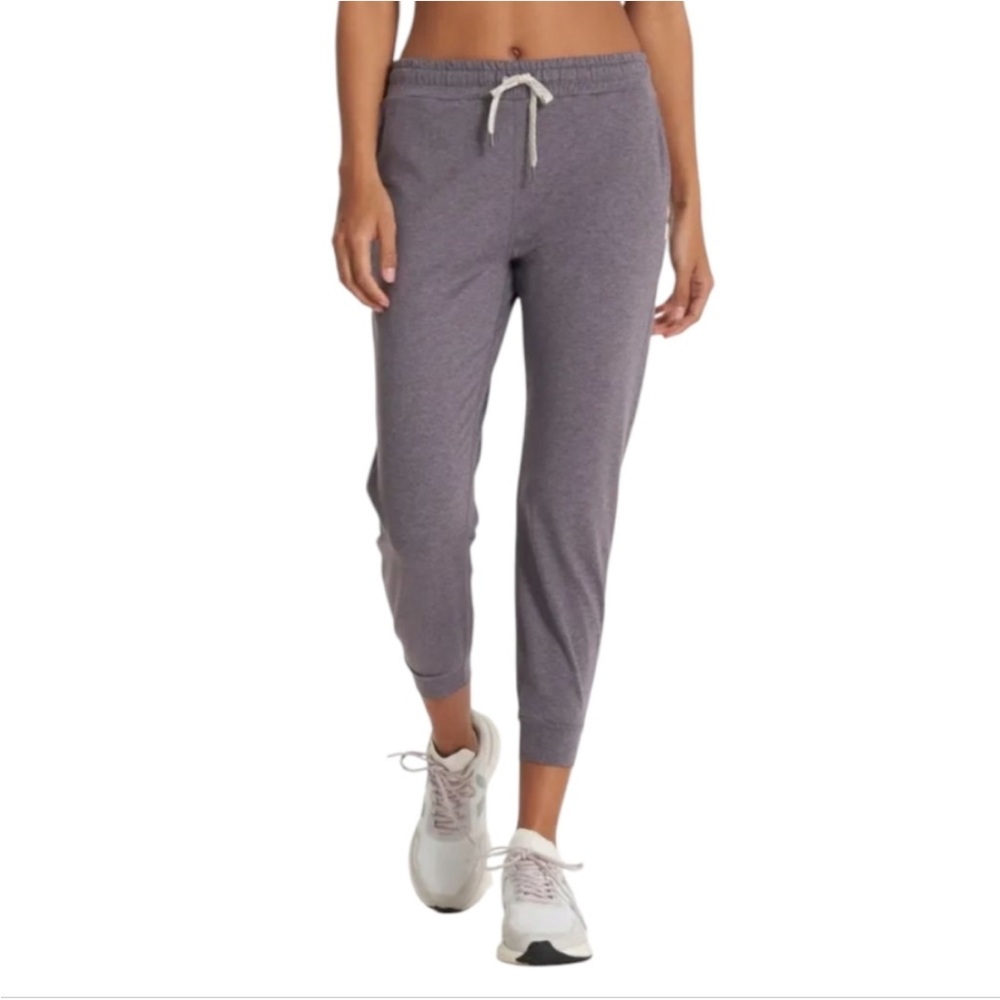 Women's Vuori Performance Jogger Size L (sawyer heather)